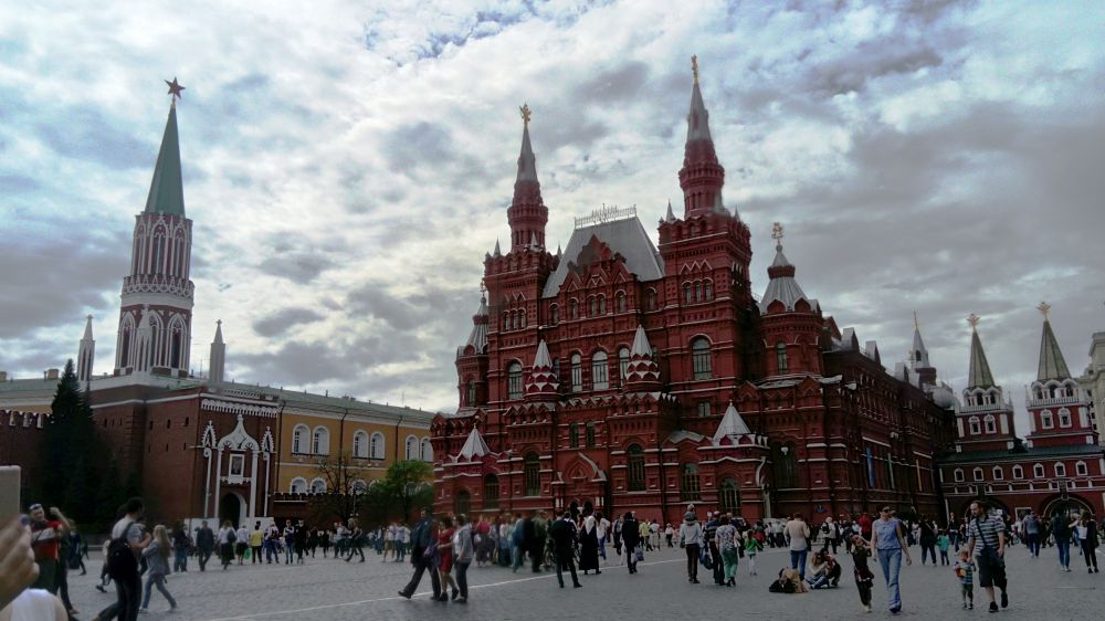 Где настоящая москва. Чем славится Москва. Чем Москва славится за его пределами. Чем известна Москва. Чем Москва славится за пределами.