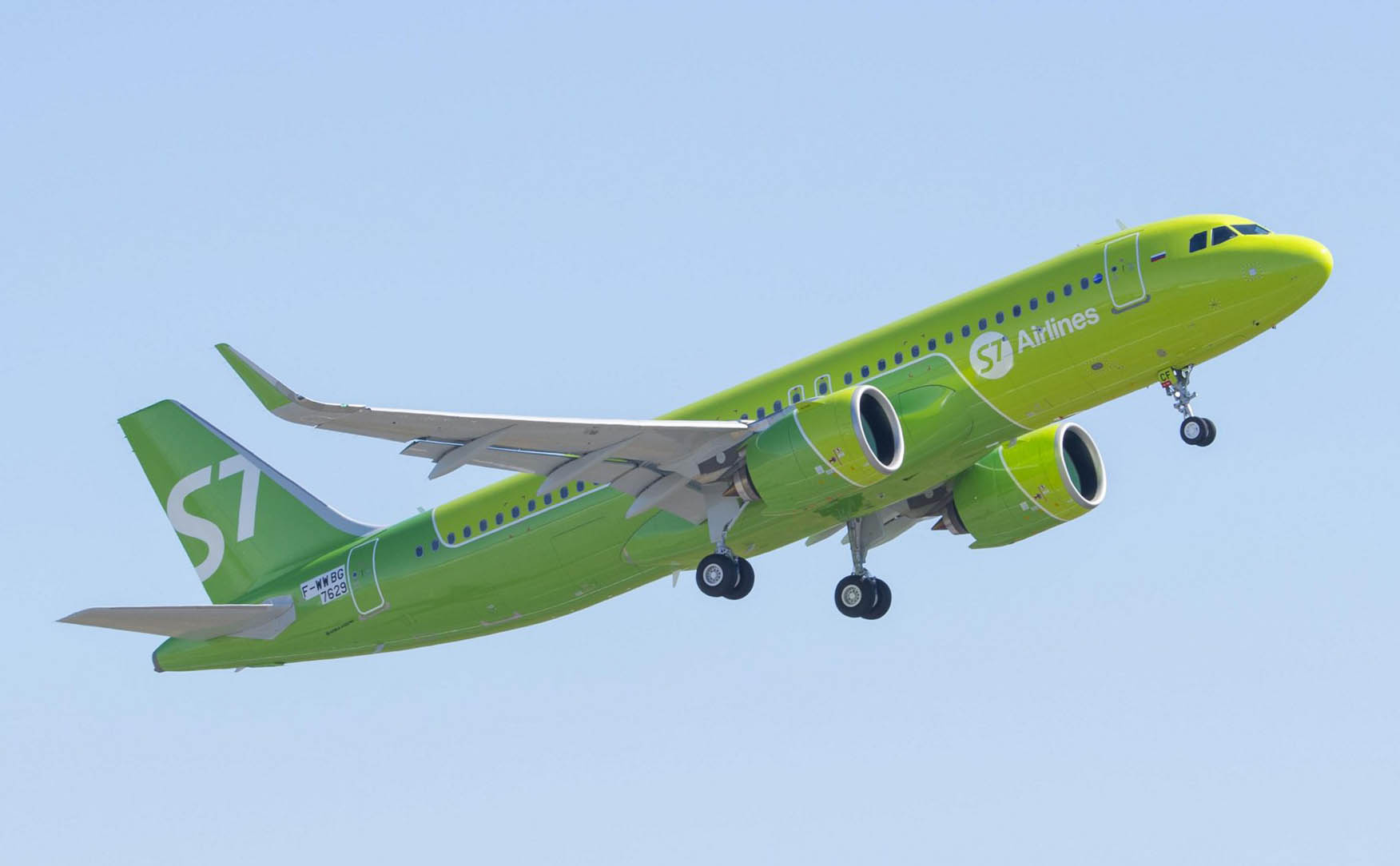 ✈ Система мультимедиа появится на всех самолётах авиакомпании S7 Airlines