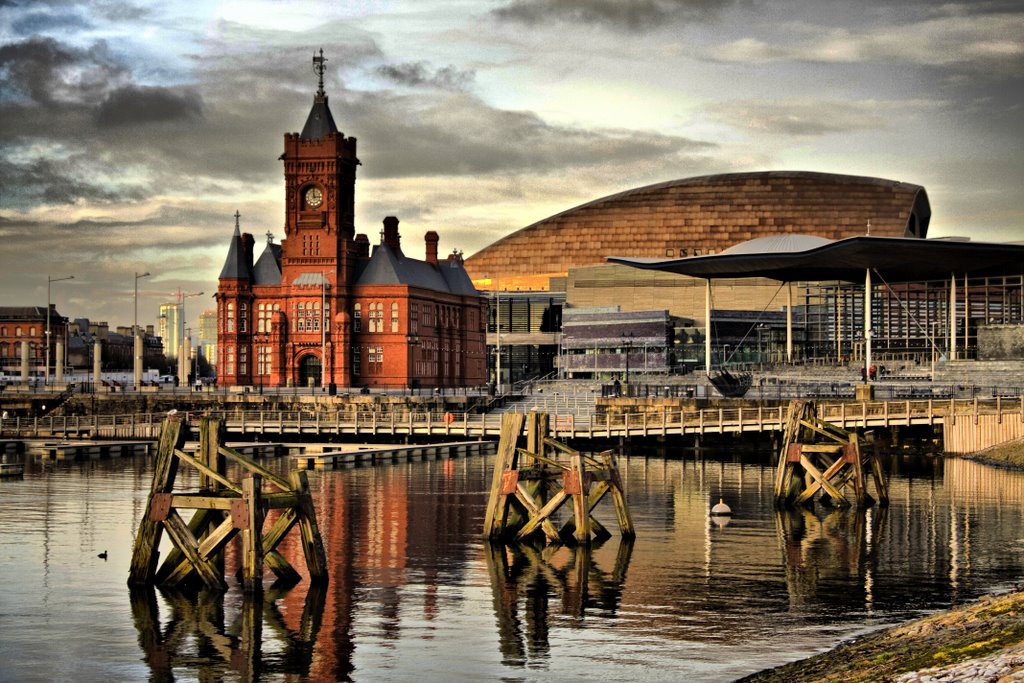 Cardiff the capital of wales. Кардифф столица Уэльса. Великобритания, город Кардиф. Кардифф Южный Уэльс. Кардифф Англия достопримечательности.